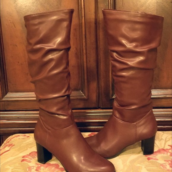 WORN ONCE!  Casey Street Boots - Picture 1 of 4